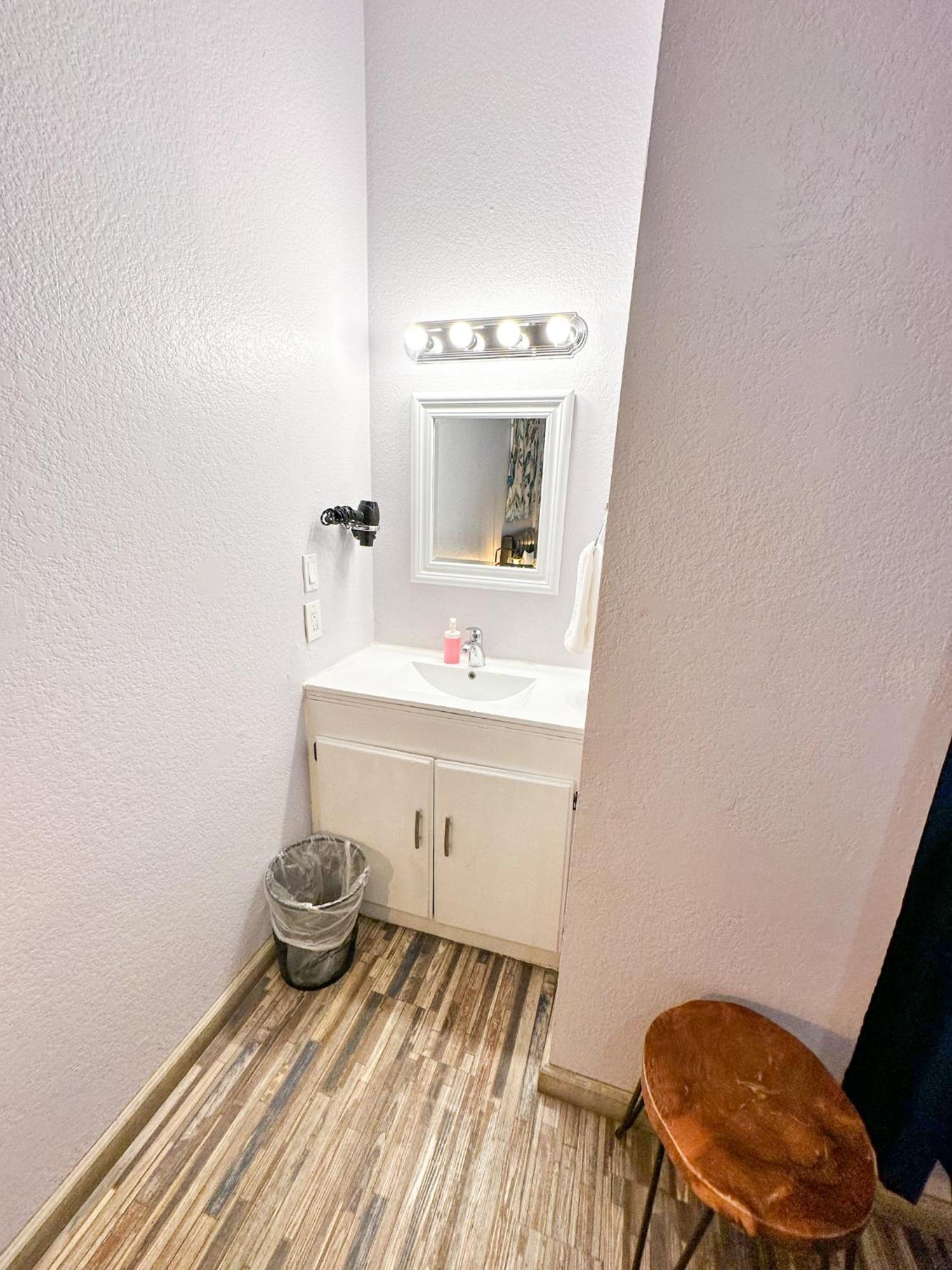 Samesun Venice Beach Hotel & Hostel Los Angeles Exterior photo